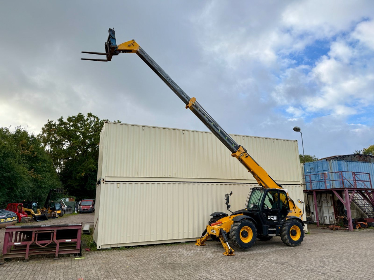 JCB 535-125 / 2016 BJ / 3.571 H / 12.5 Meter - Teleskooplaadur: pilt 4 JCB 535-125 / 2016 BJ / 3.571 H / 12.5 Meter - Teleskooplaadur: pilt 4