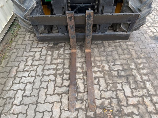 Diiseltõstuk JCB 926 4x4 / 2.600 KG / 1.048 H: pilt 18 Diiseltõstuk JCB 926 4x4 / 2.600 KG / 1.048 H: pilt 18