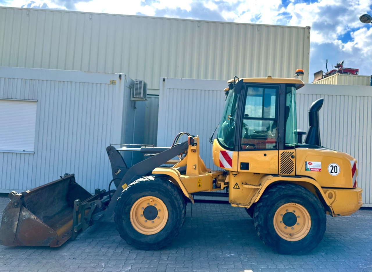 Volvo L30G / 2015 BJ / Klappschaufel+Gabel - Rataslaadur: pilt 5 Volvo L30G / 2015 BJ / Klappschaufel+Gabel - Rataslaadur: pilt 5