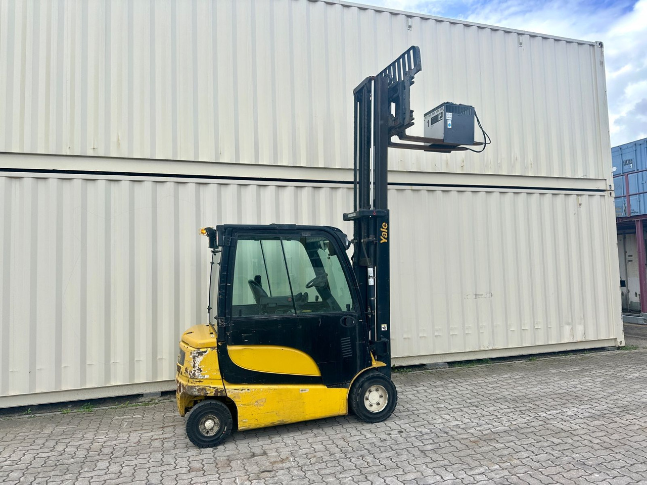 Yale ERP30VL / Seitenschieber + Zinkenverstellung - Elektritõstuk: pilt 5 Yale ERP30VL / Seitenschieber + Zinkenverstellung - Elektritõstuk: pilt 5