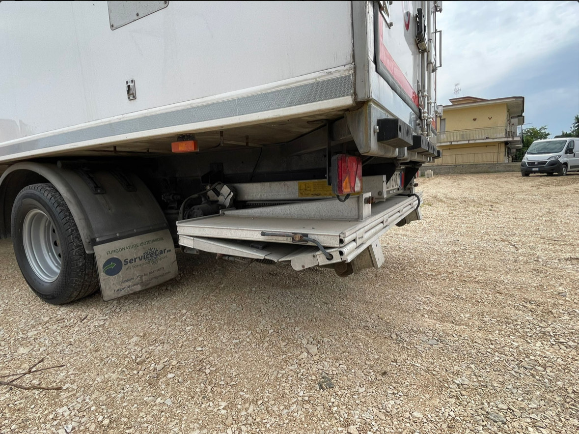 IVECO DAILY 60C17 - Külmutiga veoauto: pilt 4 IVECO DAILY 60C17 - Külmutiga veoauto: pilt 4