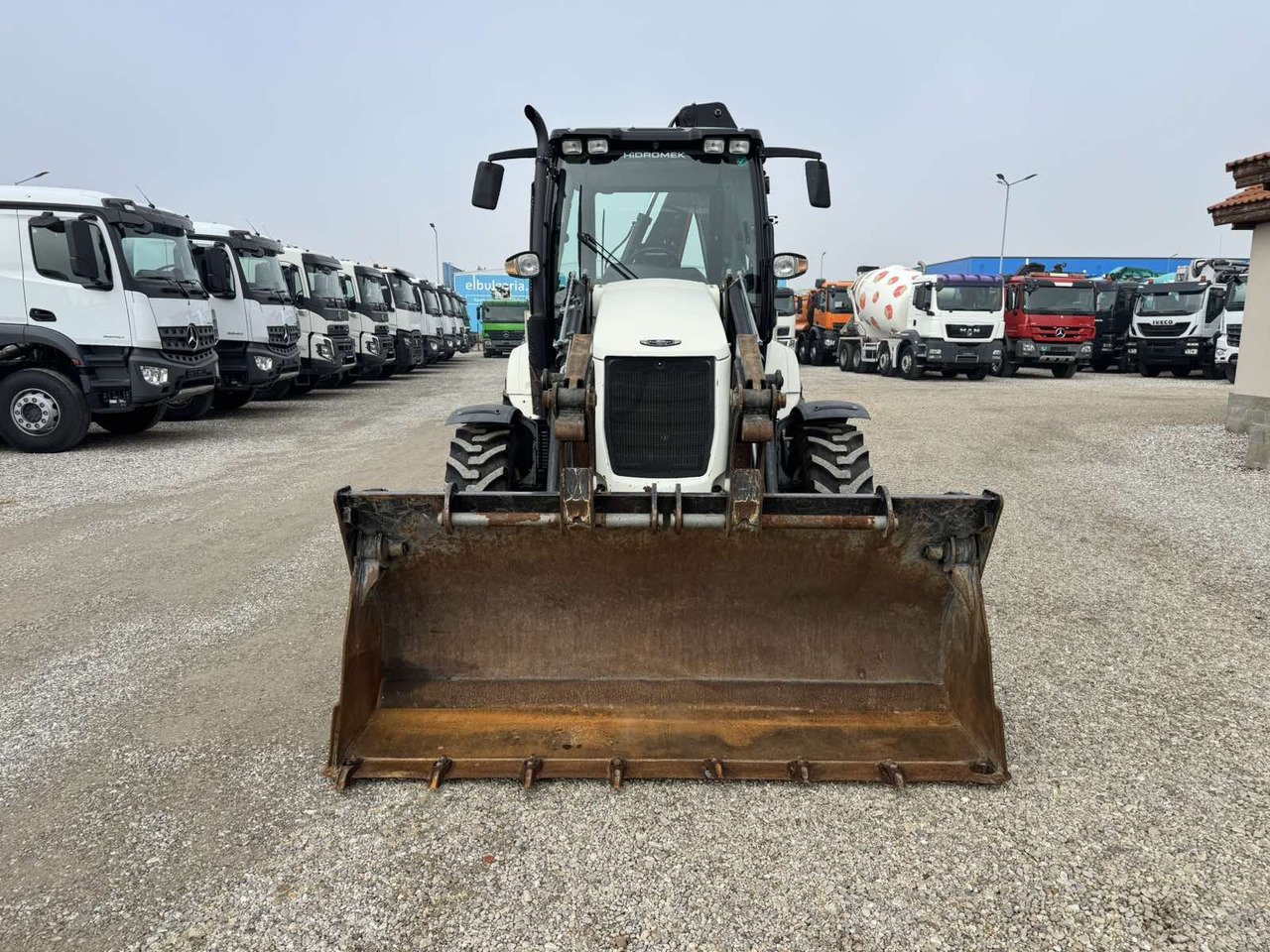 HIDROMEK HMK102B - Ekskavaator-laadur: pilt 2 HIDROMEK HMK102B - Ekskavaator-laadur: pilt 2