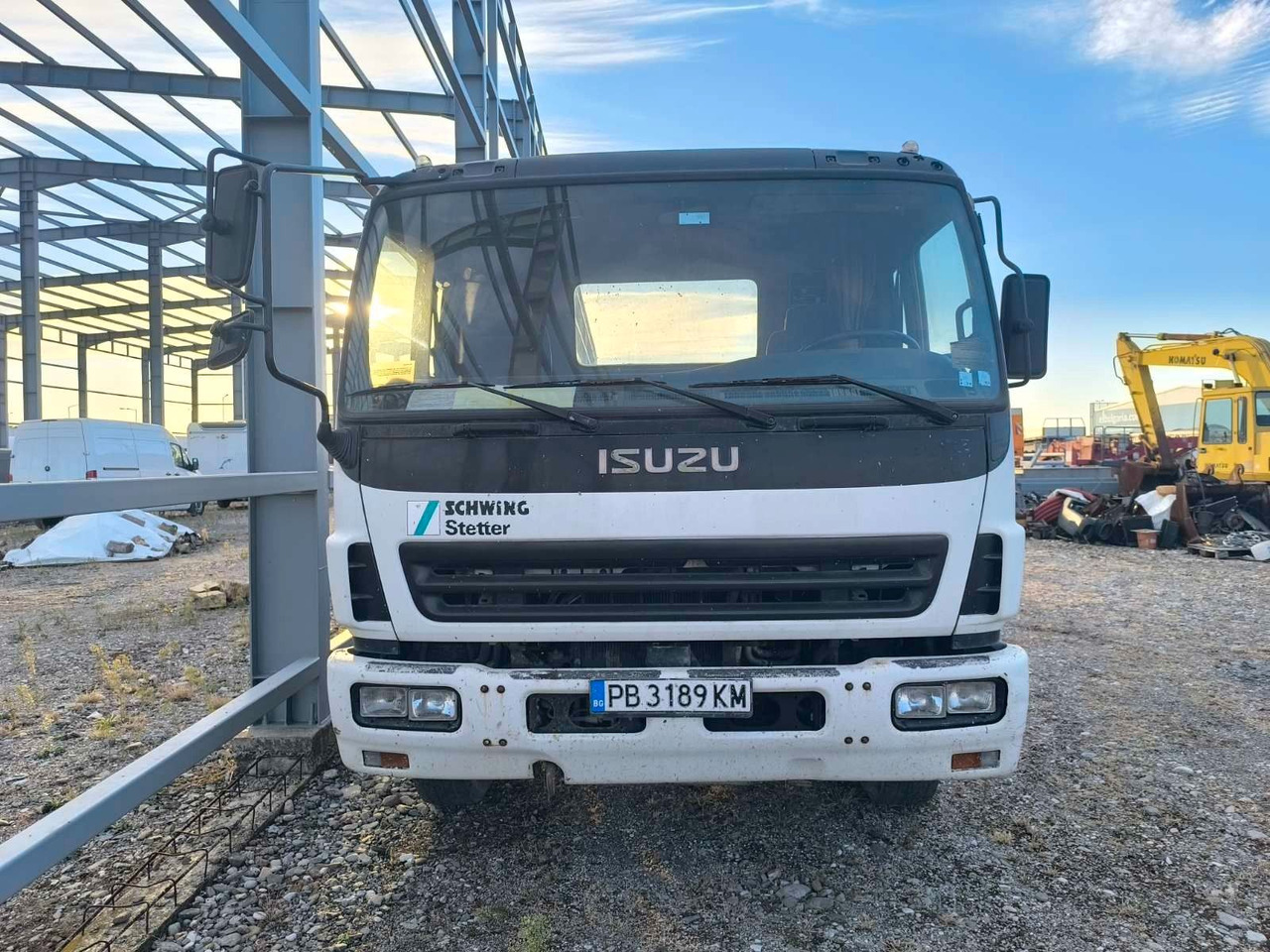 Isuzu 2.8 CXZ 81 - Kabiinišassiiga veoauto: pilt 2 Isuzu 2.8 CXZ 81 - Kabiinišassiiga veoauto: pilt 2