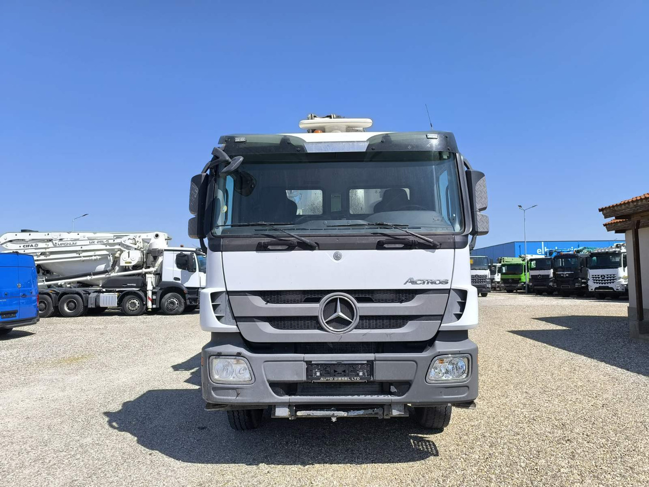 MERCEDES-BENZ ACTROS 3241 SCHWING FBP24 - Betoonipump: pilt 2 MERCEDES-BENZ ACTROS 3241 SCHWING FBP24 - Betoonipump: pilt 2