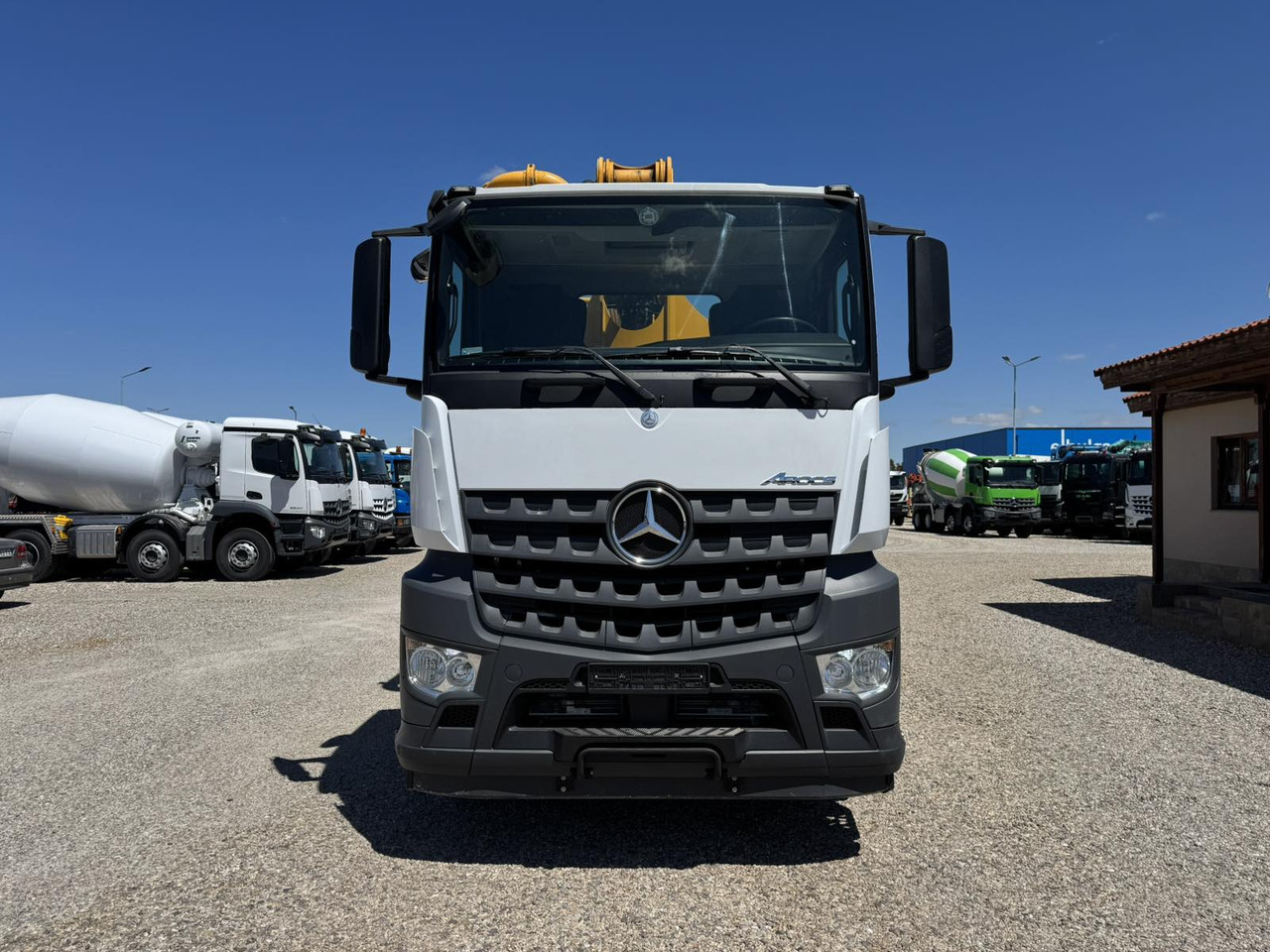 MERCEDES-BENZ AROCS 4442 SCHWING S43SX - Betoonipump: pilt 2 MERCEDES-BENZ AROCS 4442 SCHWING S43SX - Betoonipump: pilt 2