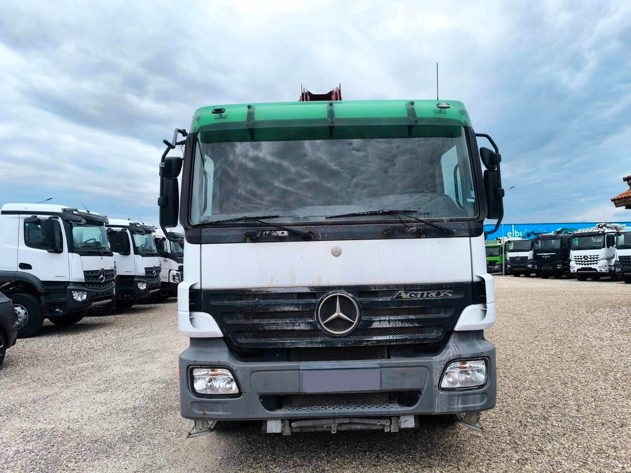 Mercedes-Benz ACTROS 3341 JUNJIN JXR 38-4 - Betoonipump: pilt 2 Mercedes-Benz ACTROS 3341 JUNJIN JXR 38-4 - Betoonipump: pilt 2