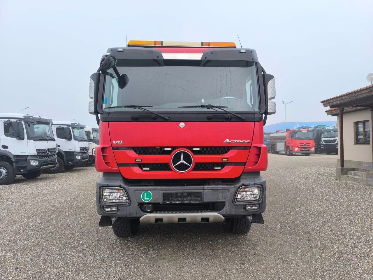 Mercedes-Benz ACTROS 3355 V8 6X6 HIAB 211 EP-5 HIPRO - Kallurauto, Kraanaga veoauto: pilt 2 Mercedes-Benz ACTROS 3355 V8 6X6 HIAB 211 EP-5 HIPRO - Kallurauto, Kraanaga veoauto: pilt 2