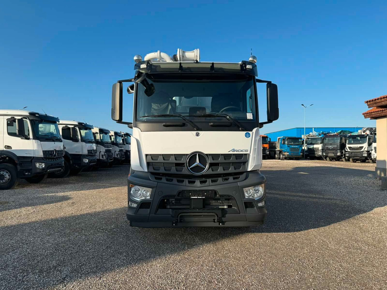 Mercedes-Benz AROCS 3746 SCHWING S43SX III - Betoonipump: pilt 2 Mercedes-Benz AROCS 3746 SCHWING S43SX III - Betoonipump: pilt 2