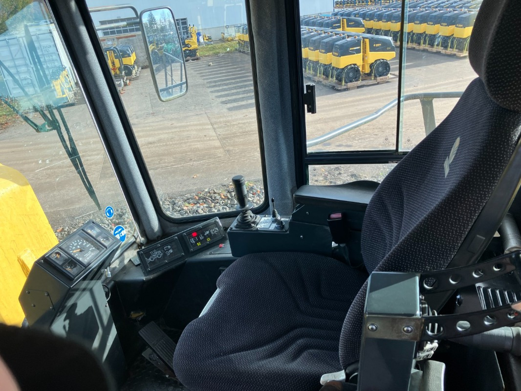 BOMAG DE BC 772 RS - Tihendaja: pilt 5 BOMAG DE BC 772 RS - Tihendaja: pilt 5