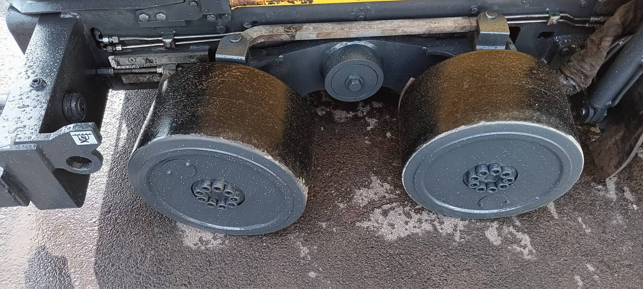 BOMAG IT BF 300 P-2 S340-2 TV Stage IIIb/Tier 4f - Asfaldilaotur: pilt 5 BOMAG IT BF 300 P-2 S340-2 TV Stage IIIb/Tier 4f - Asfaldilaotur: pilt 5