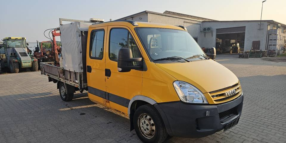 Iveco Daily 35S14 HDS 830 kg doka dubel brygadówka - Madelauto: pilt 4 Iveco Daily 35S14 HDS 830 kg doka dubel brygadówka - Madelauto: pilt 4