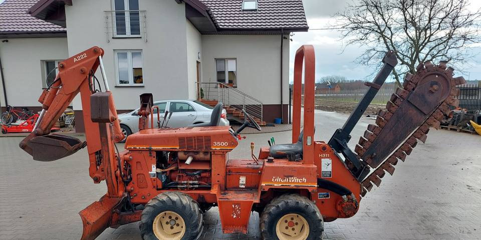 Koparka łańcuchowa Ditch Witch 3500DD - Kraavikaevamismasin: pilt 1 Koparka łańcuchowa Ditch Witch 3500DD - Kraavikaevamismasin: pilt 1
