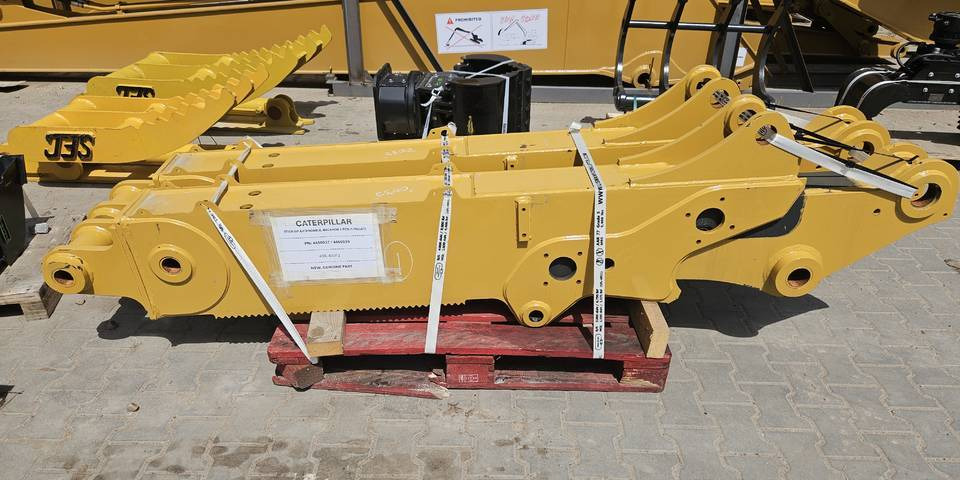 Nowe oryginalne ramie teleskopowe do koparko-ładowarki CAT 430 Caterpillar - Lisaseade - Ehitusmasinad: pilt 2 Nowe oryginalne ramie teleskopowe do koparko-ładowarki CAT 430 Caterpillar - Lisaseade - Ehitusmasinad: pilt 2