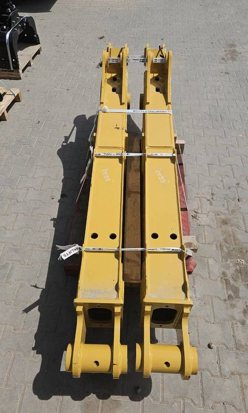 Nowe oryginalne ramie teleskopowe do koparko-ładowarki CAT 430 Caterpillar - Lisaseade - Ehitusmasinad: pilt 4 Nowe oryginalne ramie teleskopowe do koparko-ładowarki CAT 430 Caterpillar - Lisaseade - Ehitusmasinad: pilt 4