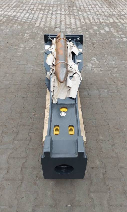 Nowy młot wyburzeniowy Mustang HM1500 do koparki 16-23 ton - Hüdrauliline haamer - Ehitusmasinad: pilt 4 Nowy młot wyburzeniowy Mustang HM1500 do koparki 16-23 ton - Hüdrauliline haamer - Ehitusmasinad: pilt 4