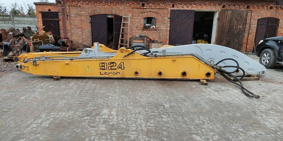 Oryginalne ramie Liebherr typu long reach 18,2m do 924 - Poom - Ehitusmasinad: pilt 2 Oryginalne ramie Liebherr typu long reach 18,2m do 924 - Poom - Ehitusmasinad: pilt 2