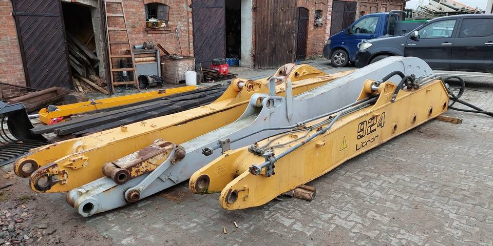 Oryginalne ramie Liebherr typu long reach 18,2m do 924 - Poom - Ehitusmasinad: pilt 1 Oryginalne ramie Liebherr typu long reach 18,2m do 924 - Poom - Ehitusmasinad: pilt 1