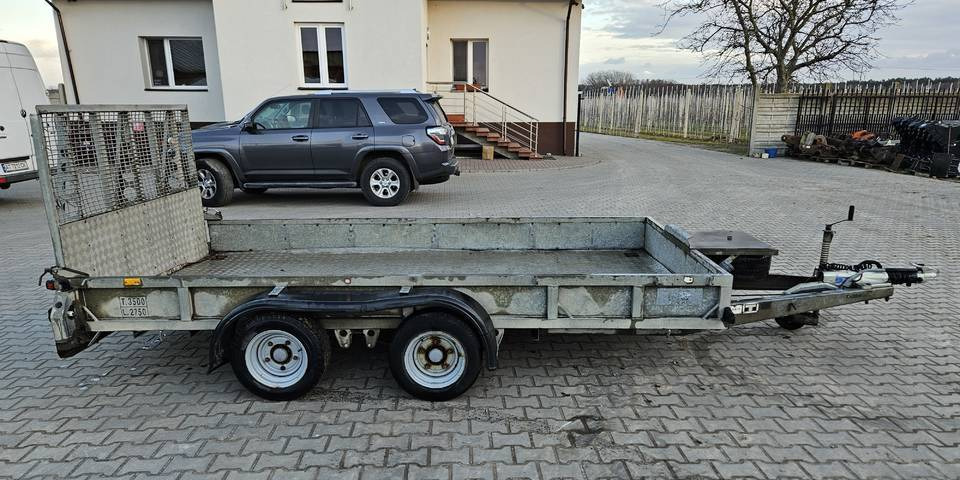 Przyczepa laweta Ifor Williams GX126 3500kg - Ehitustehnika haagis: pilt 1 Przyczepa laweta Ifor Williams GX126 3500kg - Ehitustehnika haagis: pilt 1