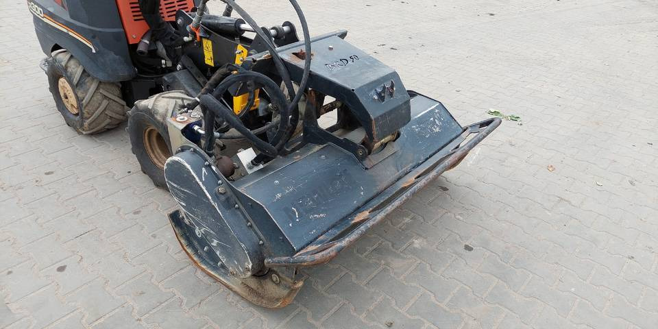 Rotadairon BRD50 mulczer kosiarka Ditch Witch R300, Avant - Hooldusniiduk: pilt 4 Rotadairon BRD50 mulczer kosiarka Ditch Witch R300, Avant - Hooldusniiduk: pilt 4