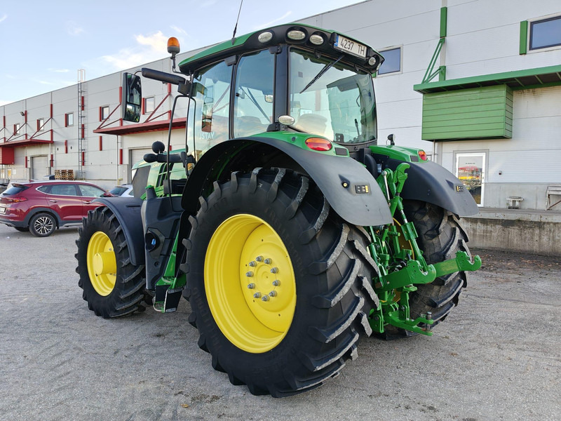 John Deere 6215R Autopowr - Traktor: pilt 5 John Deere 6215R Autopowr - Traktor: pilt 5