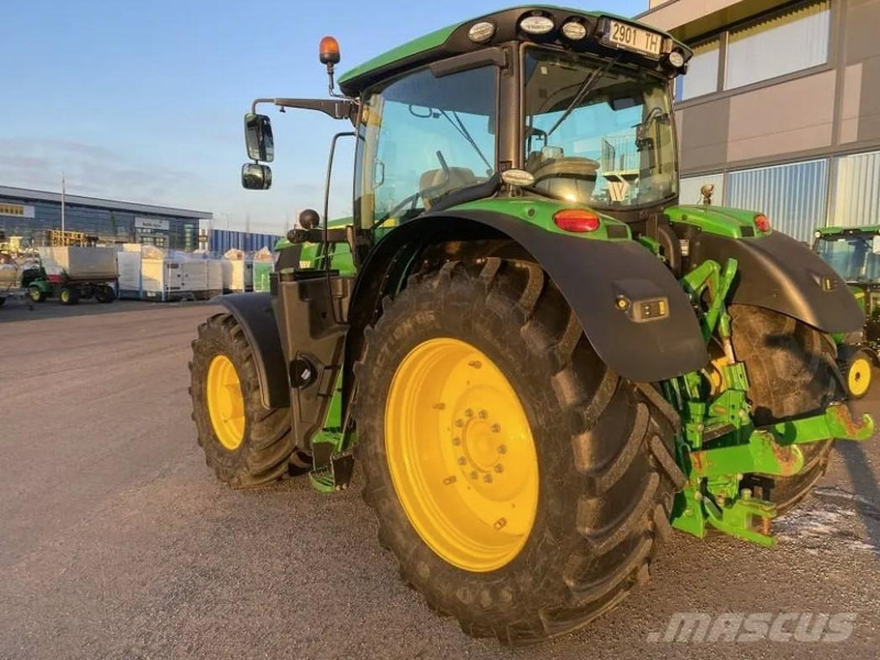 John Deere 6215R - Traktor: pilt 4 John Deere 6215R - Traktor: pilt 4