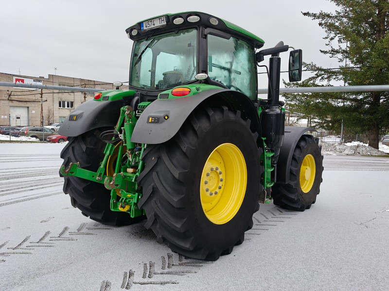 John Deere 6215R - Traktor: pilt 3 John Deere 6215R - Traktor: pilt 3