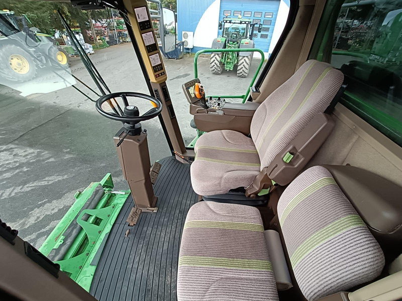 Kombain John Deere T550: pilt 10