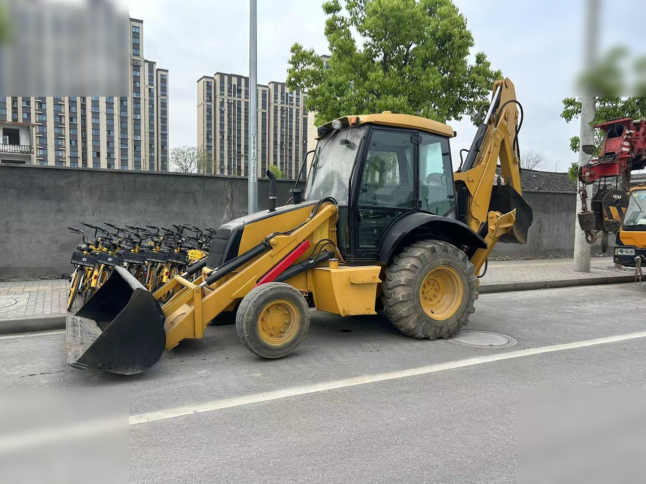 CASE 580 - Ekskavaator-laadur: pilt 1 CASE 580 - Ekskavaator-laadur: pilt 1