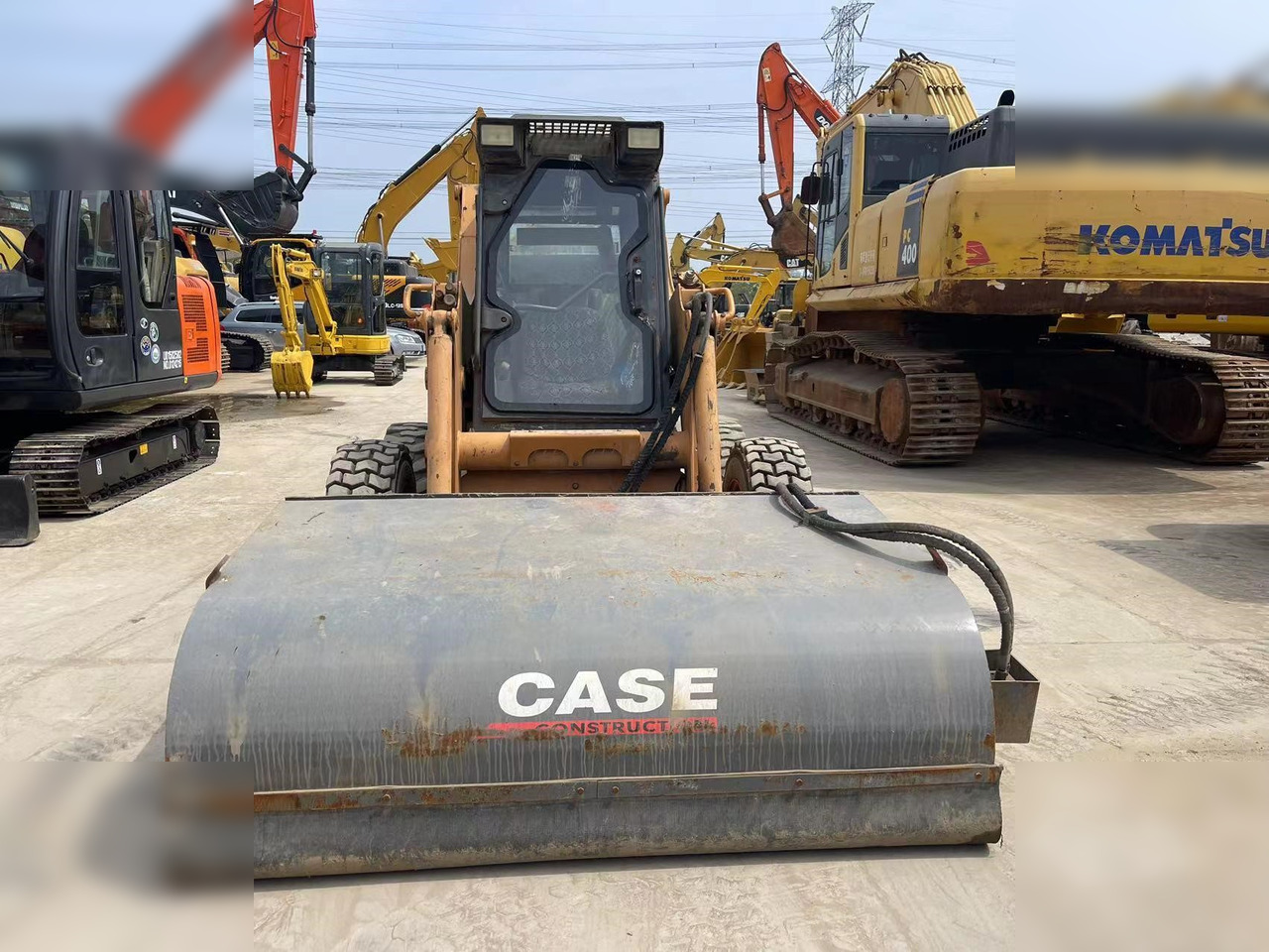 CASE 85XT - Kompaktlaadur: pilt 4 CASE 85XT - Kompaktlaadur: pilt 4