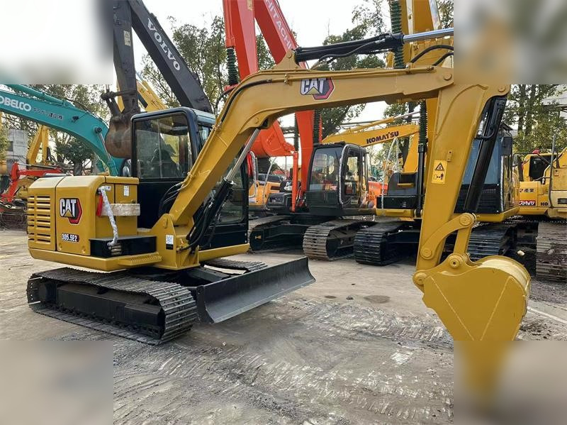 CATERPILLAR 305.5E - Miniekskavaator: pilt 2 CATERPILLAR 305.5E - Miniekskavaator: pilt 2