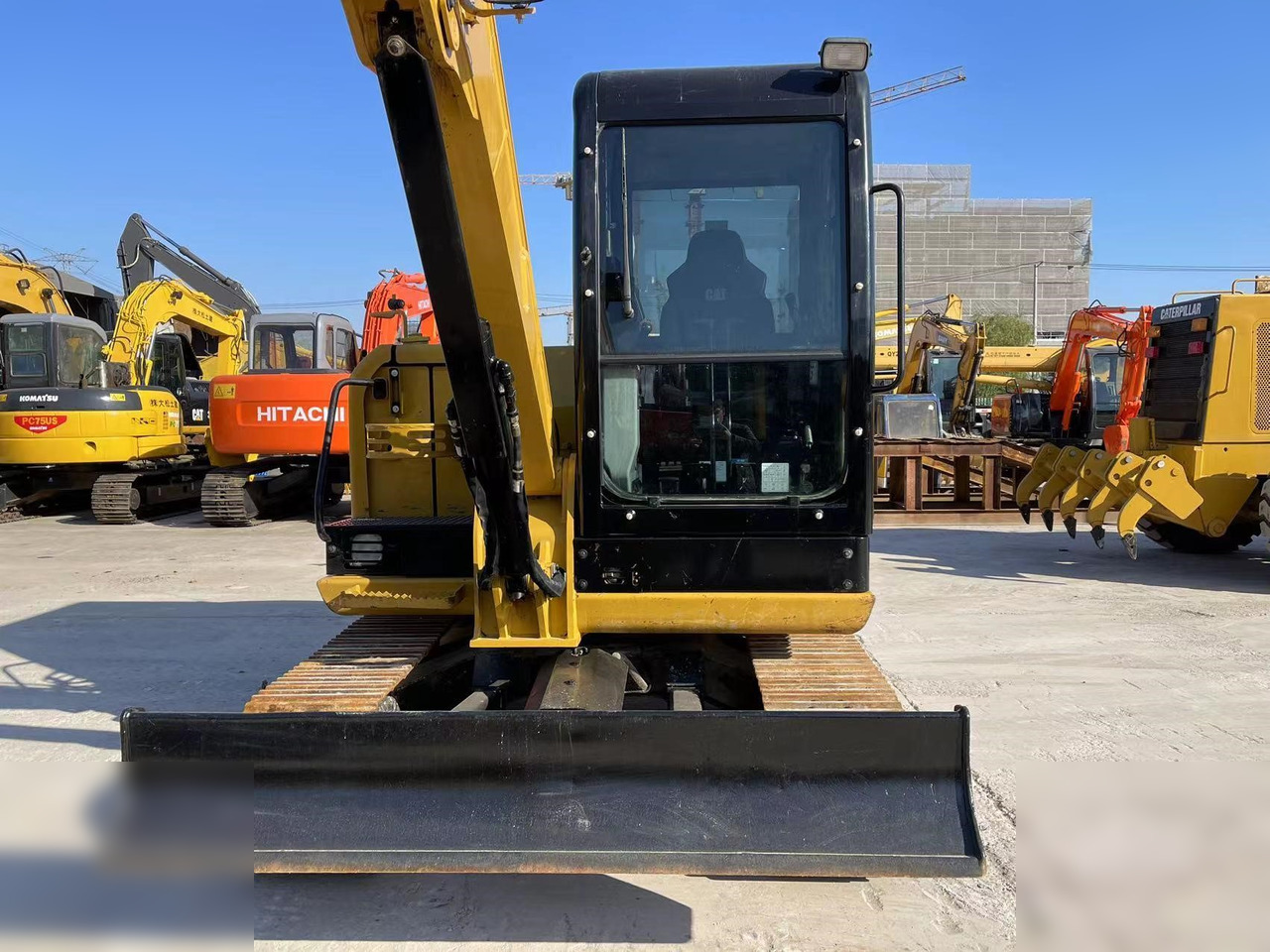 CATERPILLAR 305.5E2 - Miniekskavaator: pilt 2 CATERPILLAR 305.5E2 - Miniekskavaator: pilt 2