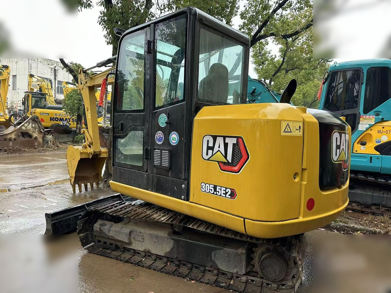 CATERPILLAR 305.5E2 - Miniekskavaator: pilt 3 CATERPILLAR 305.5E2 - Miniekskavaator: pilt 3