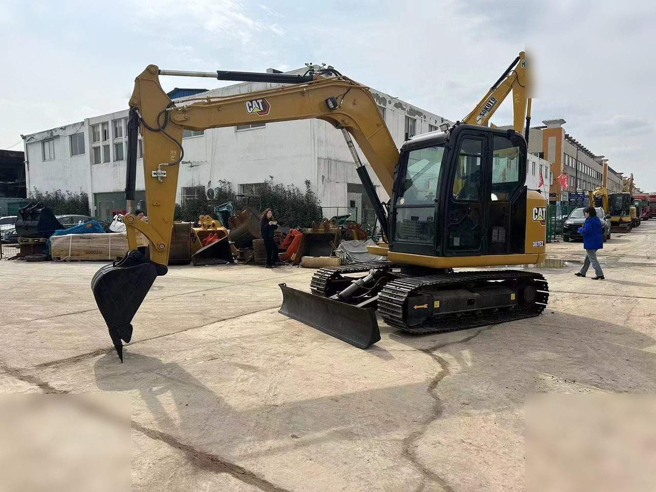 CATERPILLAR 307E2 - Lintekskavaator: pilt 1 CATERPILLAR 307E2 - Lintekskavaator: pilt 1