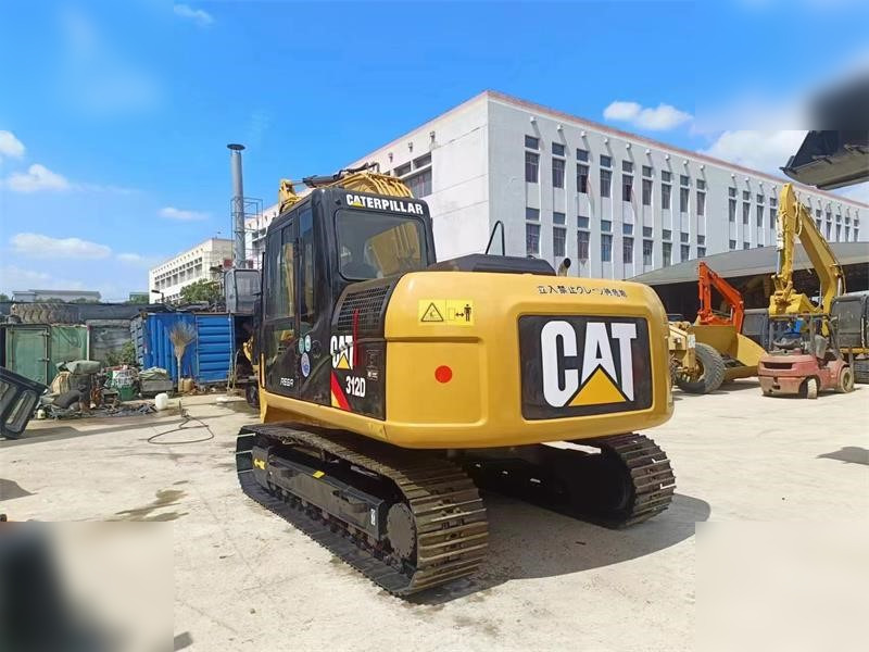 CATERPILLAR 312D - Lintekskavaator: pilt 4 CATERPILLAR 312D - Lintekskavaator: pilt 4