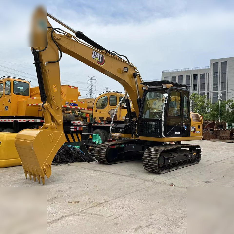 CATERPILLAR 313D2 GC - Lintekskavaator: pilt 1 CATERPILLAR 313D2 GC - Lintekskavaator: pilt 1