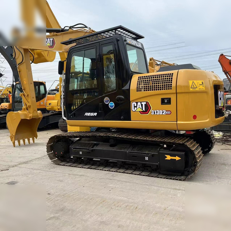 CATERPILLAR 313D2 GC - Lintekskavaator: pilt 1 CATERPILLAR 313D2 GC - Lintekskavaator: pilt 1