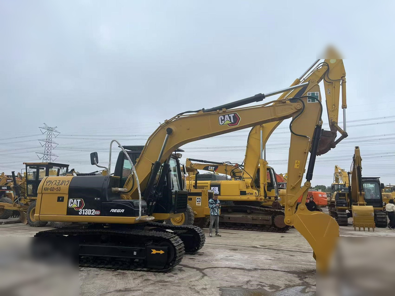 CATERPILLAR 313D2 GC - Lintekskavaator: pilt 1 CATERPILLAR 313D2 GC - Lintekskavaator: pilt 1