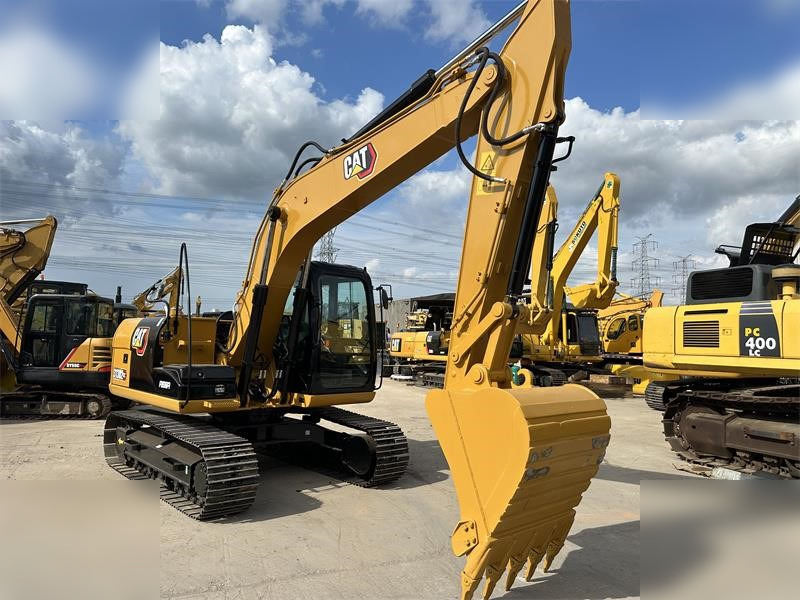 CATERPILLAR 313D2 - Lintekskavaator: pilt 4 CATERPILLAR 313D2 - Lintekskavaator: pilt 4
