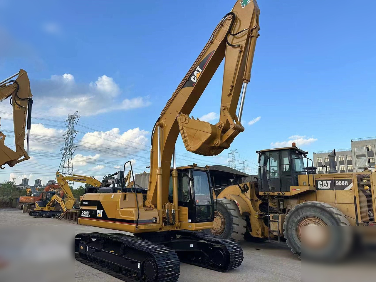 CATERPILLAR 320BL - Lintekskavaator: pilt 5 CATERPILLAR 320BL - Lintekskavaator: pilt 5