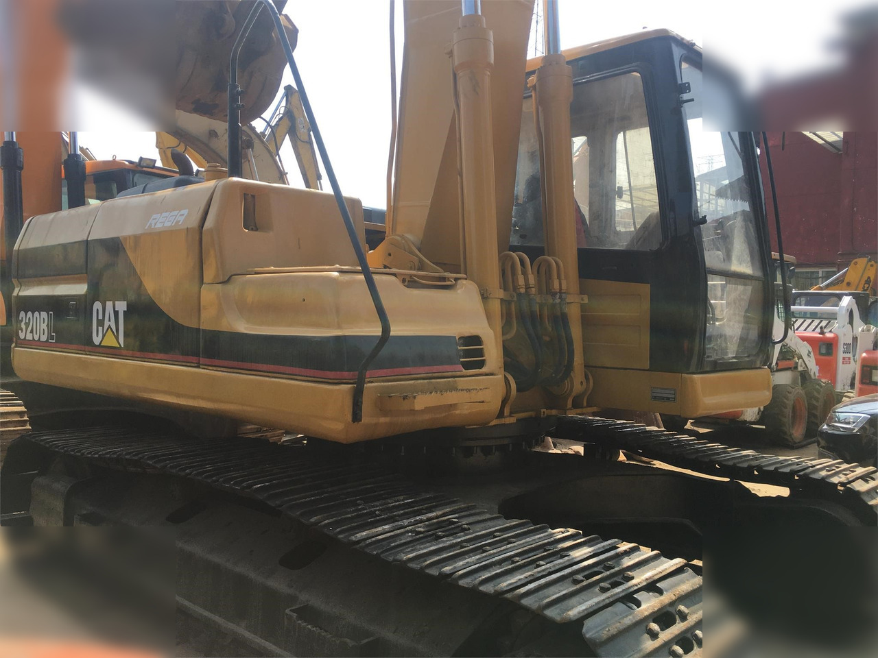 CATERPILLAR 320BL - Lintekskavaator: pilt 2 CATERPILLAR 320BL - Lintekskavaator: pilt 2