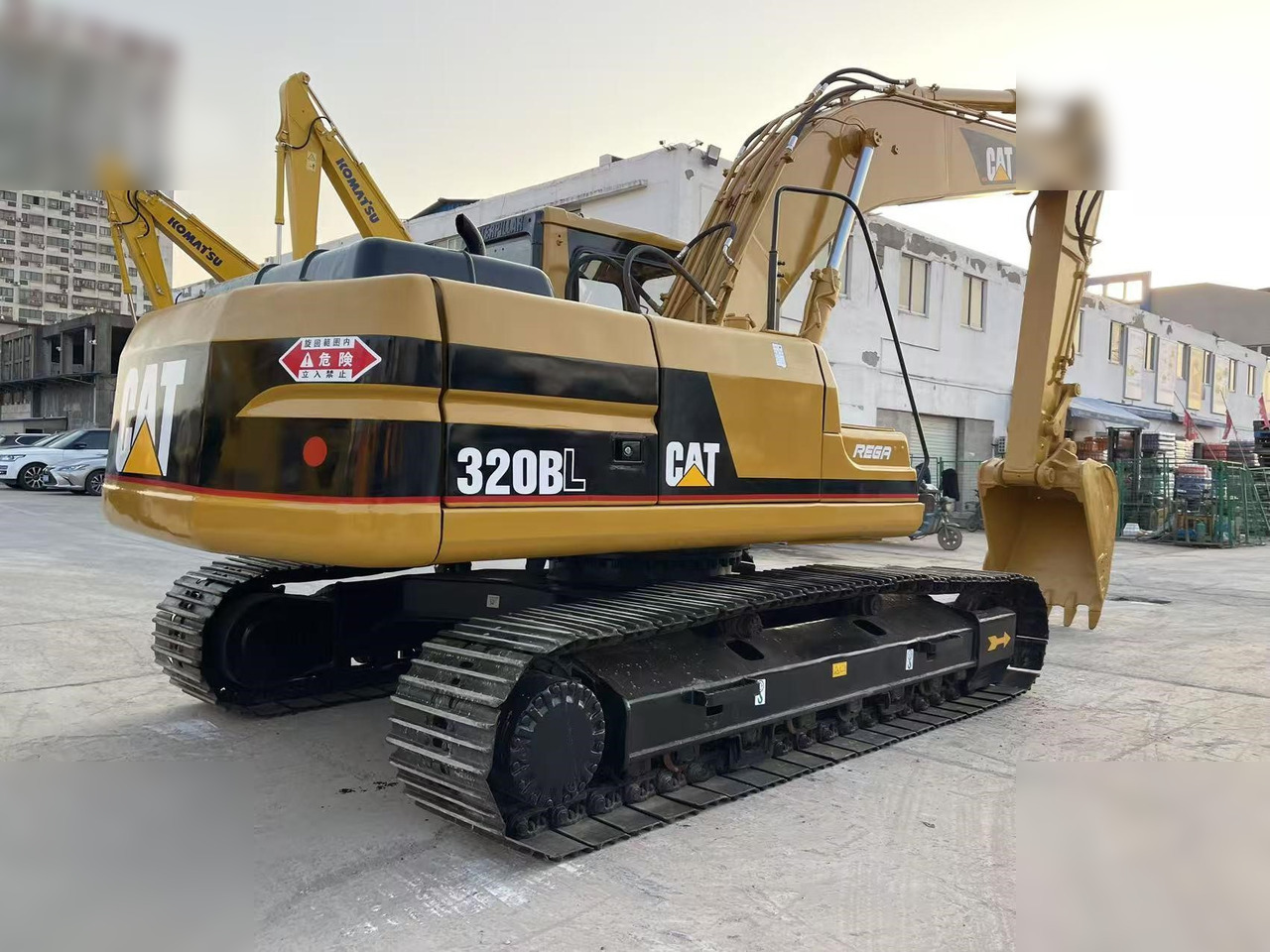 CATERPILLAR 320BL - Lintekskavaator: pilt 2 CATERPILLAR 320BL - Lintekskavaator: pilt 2