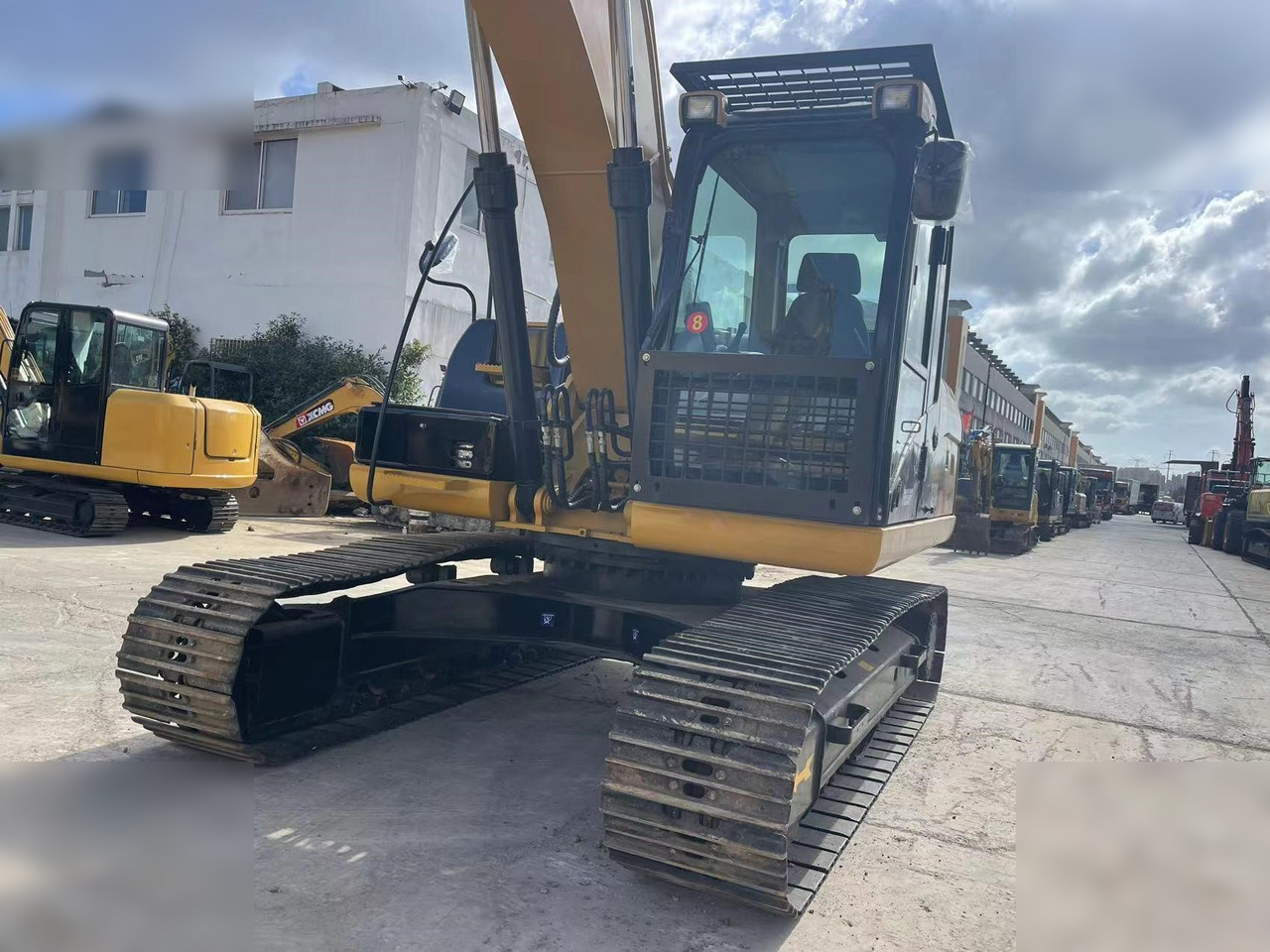 CATERPILLAR 320D - Lintekskavaator: pilt 3 CATERPILLAR 320D - Lintekskavaator: pilt 3