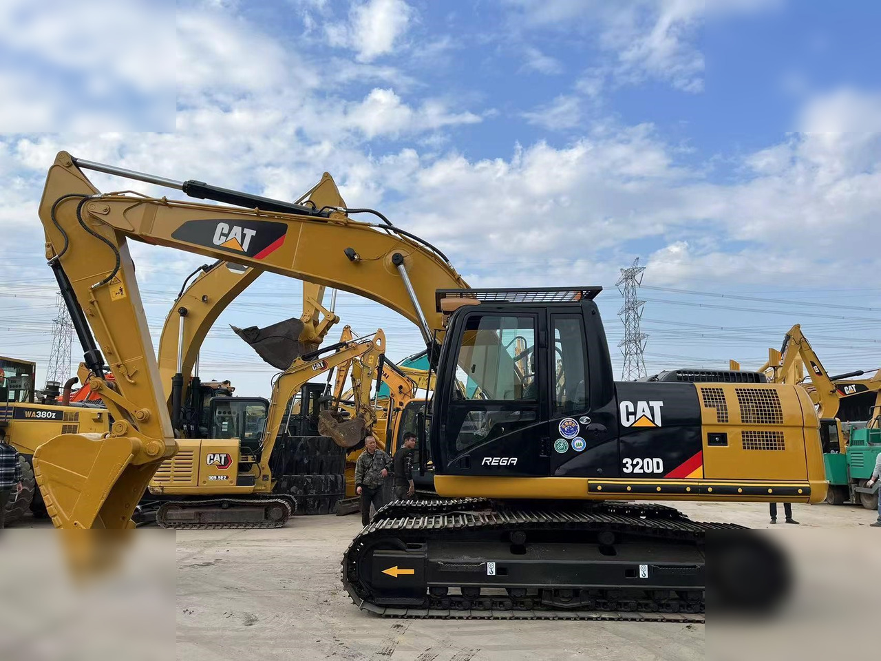 CATERPILLAR 320D - Lintekskavaator: pilt 1 CATERPILLAR 320D - Lintekskavaator: pilt 1