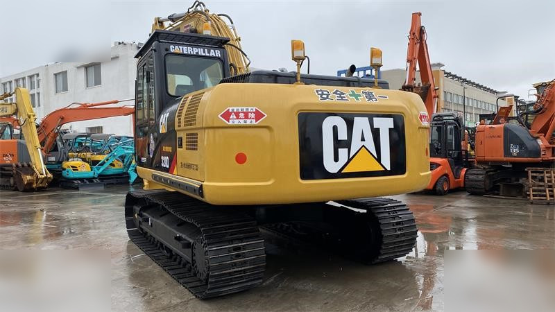 CATERPILLAR 320D - Lintekskavaator: pilt 3 CATERPILLAR 320D - Lintekskavaator: pilt 3