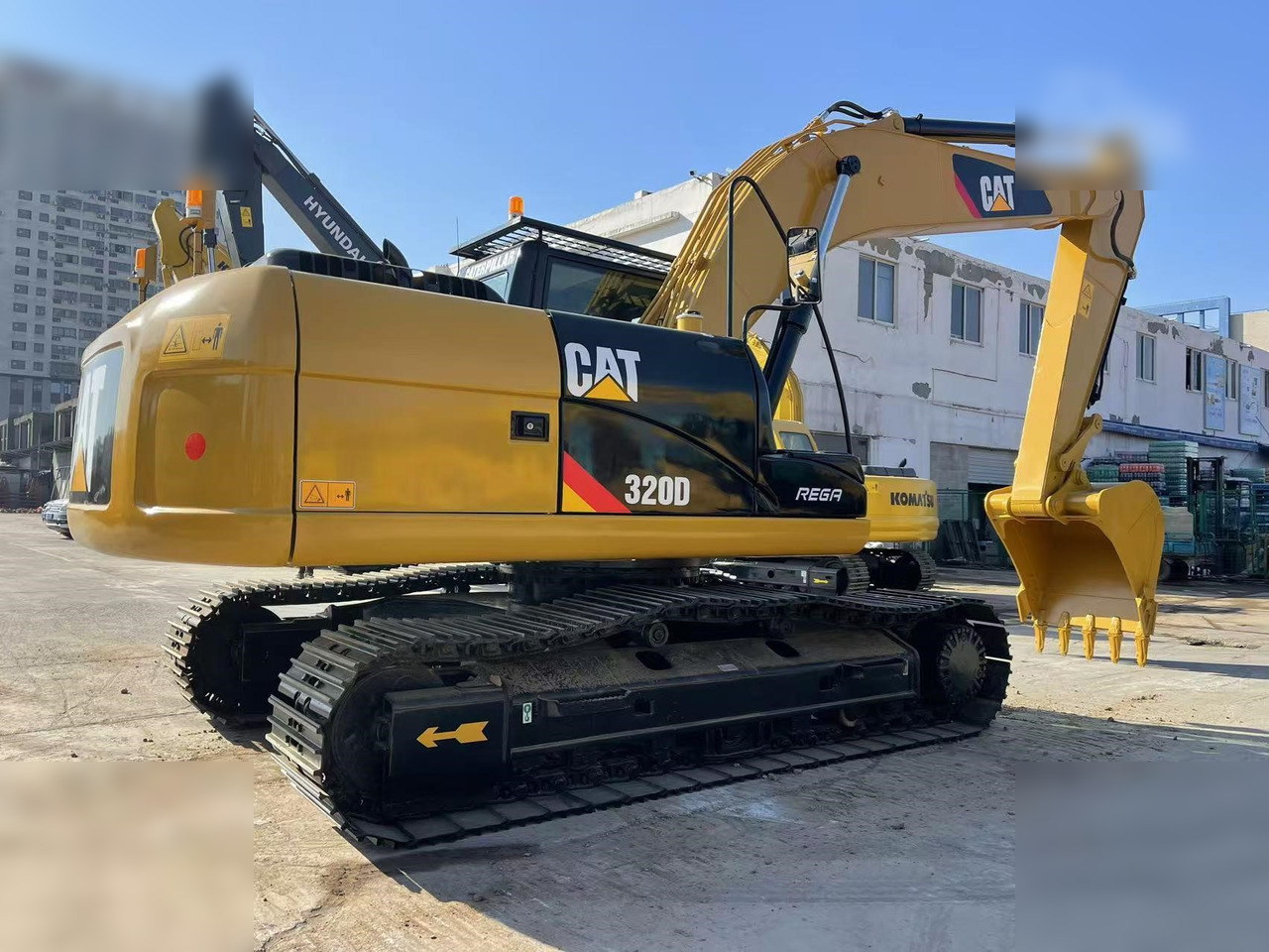 CATERPILLAR 320D - Lintekskavaator: pilt 3 CATERPILLAR 320D - Lintekskavaator: pilt 3