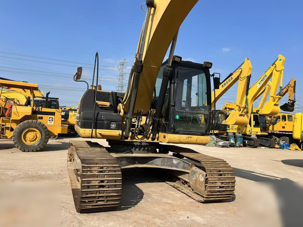 CATERPILLAR 323D - Lintekskavaator: pilt 3 CATERPILLAR 323D - Lintekskavaator: pilt 3