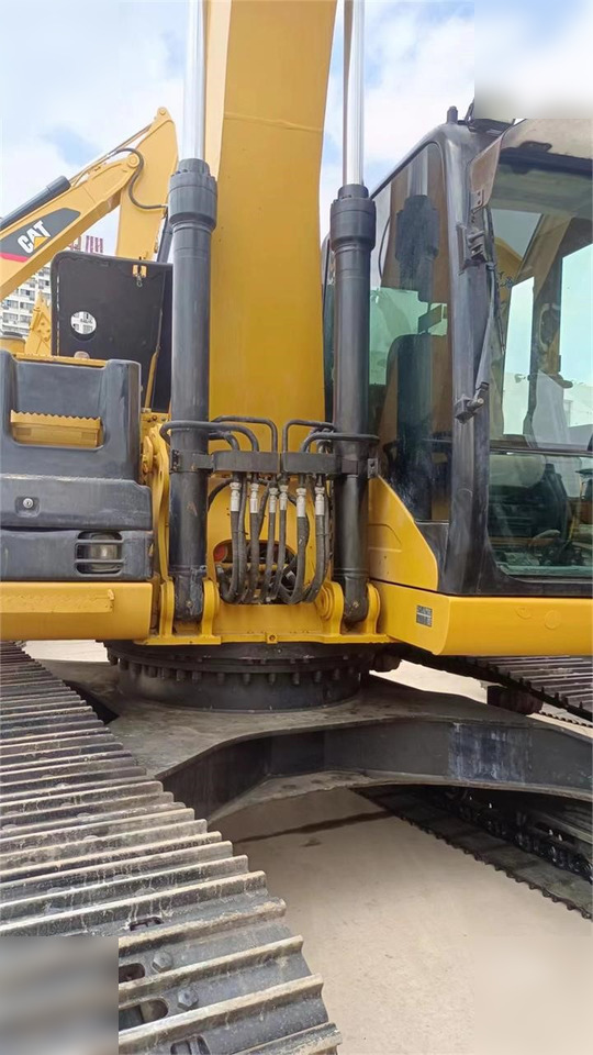 CATERPILLAR 323D - Lintekskavaator: pilt 5 CATERPILLAR 323D - Lintekskavaator: pilt 5