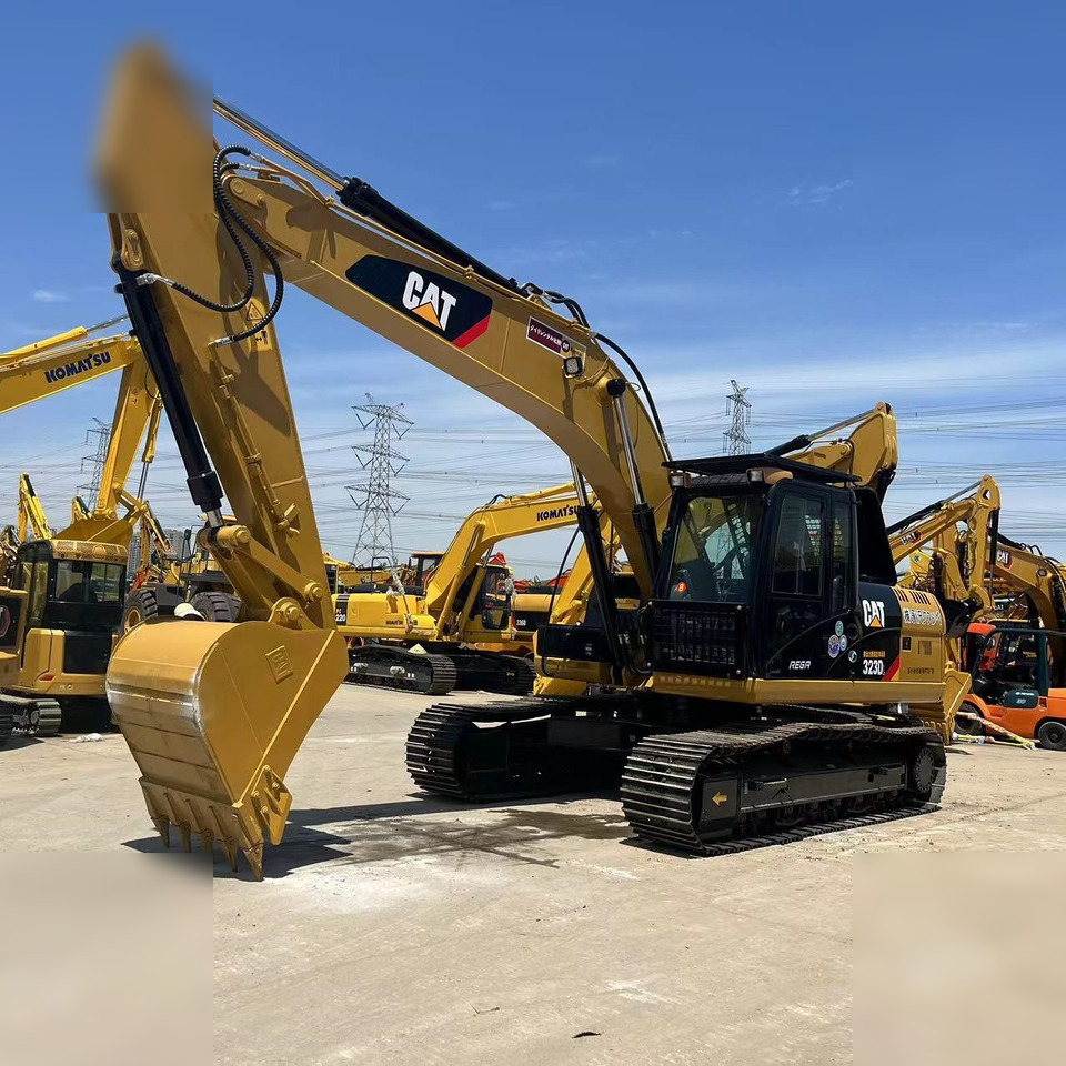 CATERPILLAR 323DL - Lintekskavaator: pilt 1 CATERPILLAR 323DL - Lintekskavaator: pilt 1