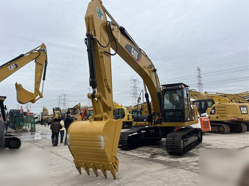 CATERPILLAR 323DL - Lintekskavaator: pilt 2 CATERPILLAR 323DL - Lintekskavaator: pilt 2