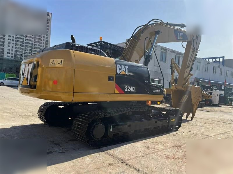 CATERPILLAR 324DL - Lintekskavaator: pilt 2 CATERPILLAR 324DL - Lintekskavaator: pilt 2